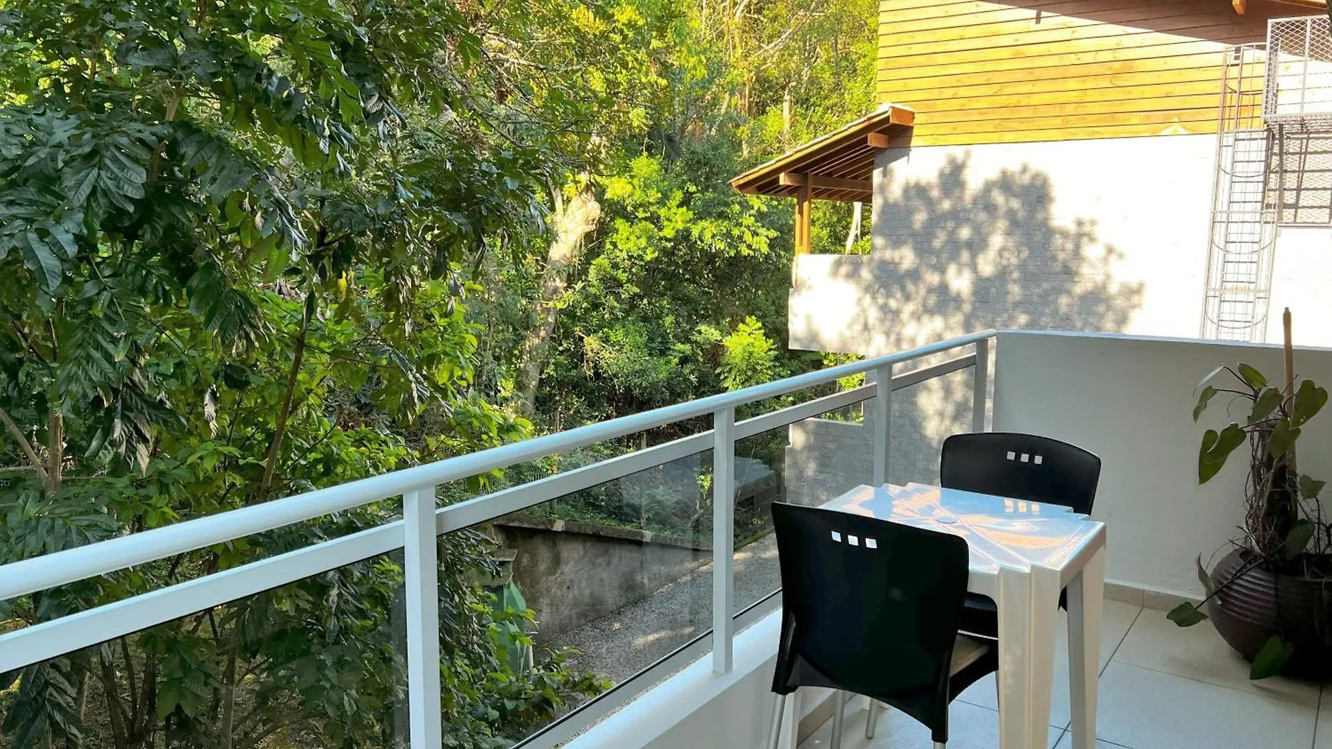 אורחן Refugio Da Lagoinha - Centro De בומבינאס