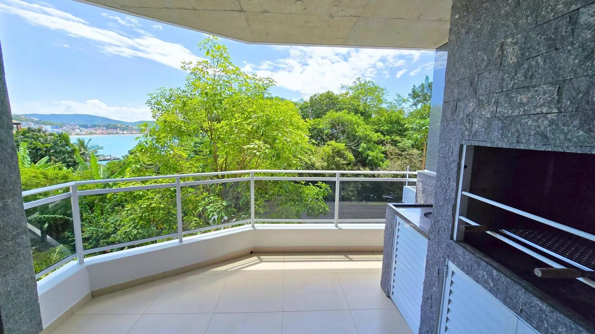Refugio Da Lagoinha - Centro De Bombinhas 2*,